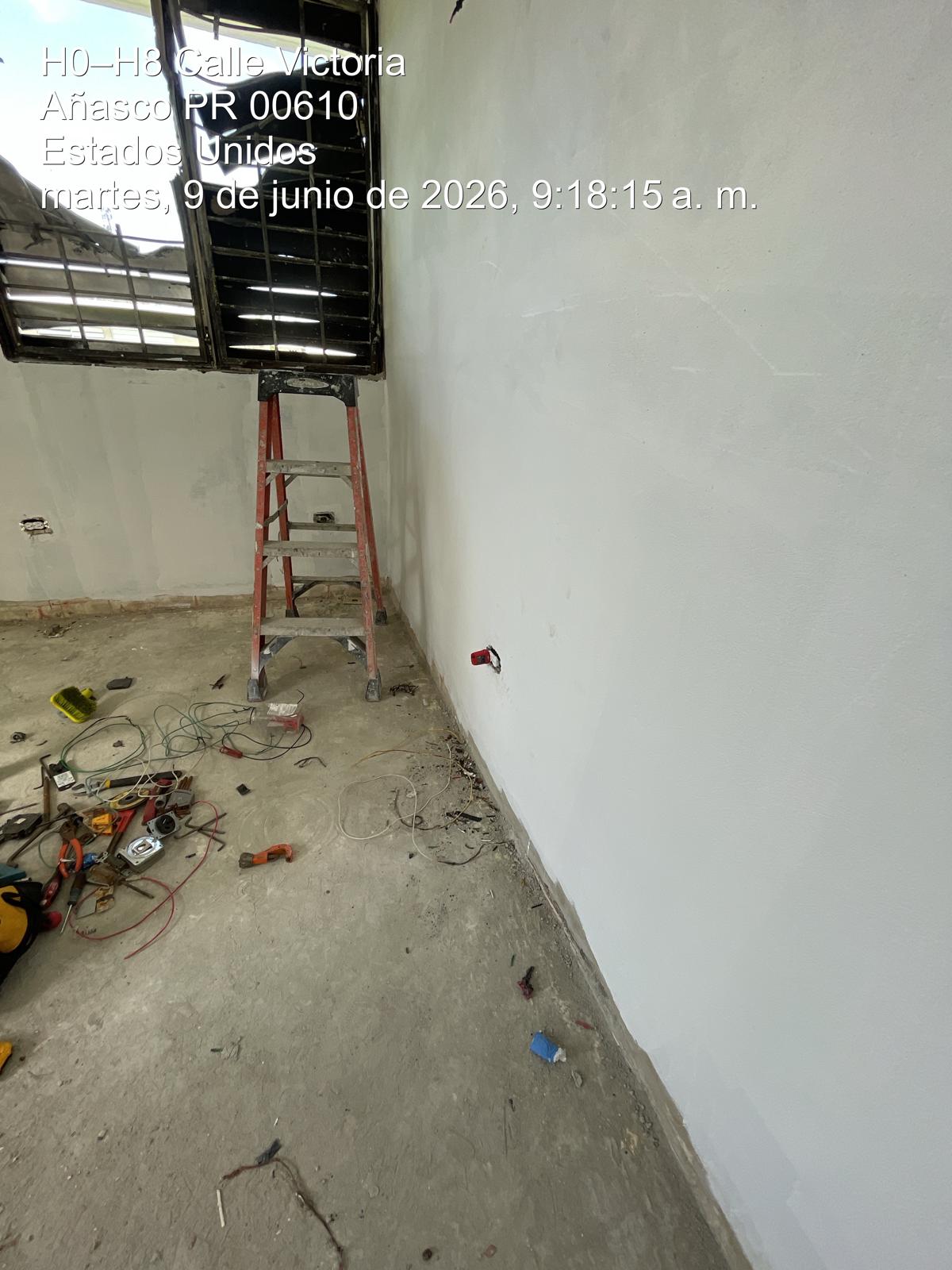 Trabajo de restauracion por incendio, humo e inundacion en Puerto Rico - Desarrollos Industriales LLC (foto 54)